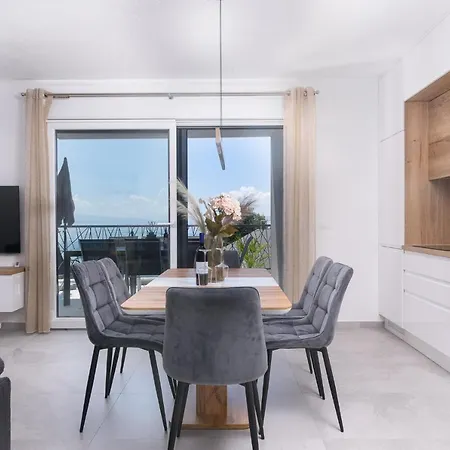 Apartment Paradise A&i