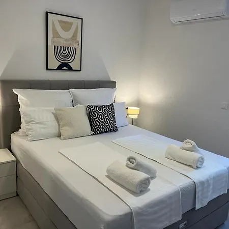 Paradise A&i * Τρογκίρ